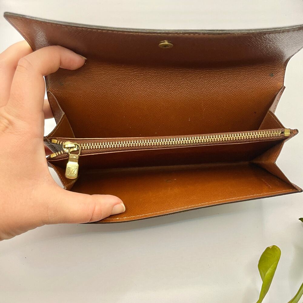 Louis Vuitton Long Sarah Large Monogram Canvas Wallet Vintage - Picture 11 of 16